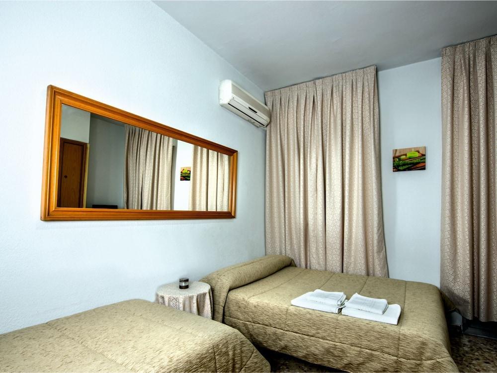 Hostal Santa Barbara Soria Dış mekan fotoğraf